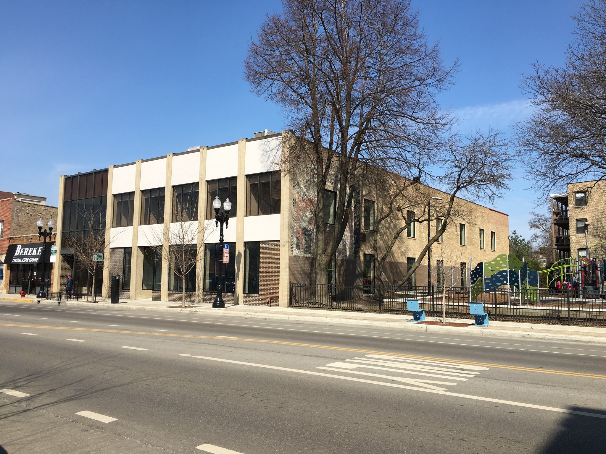 2112 W Lawrence Ave, Chicago, IL for sale Building Photo- Image 1 of 1