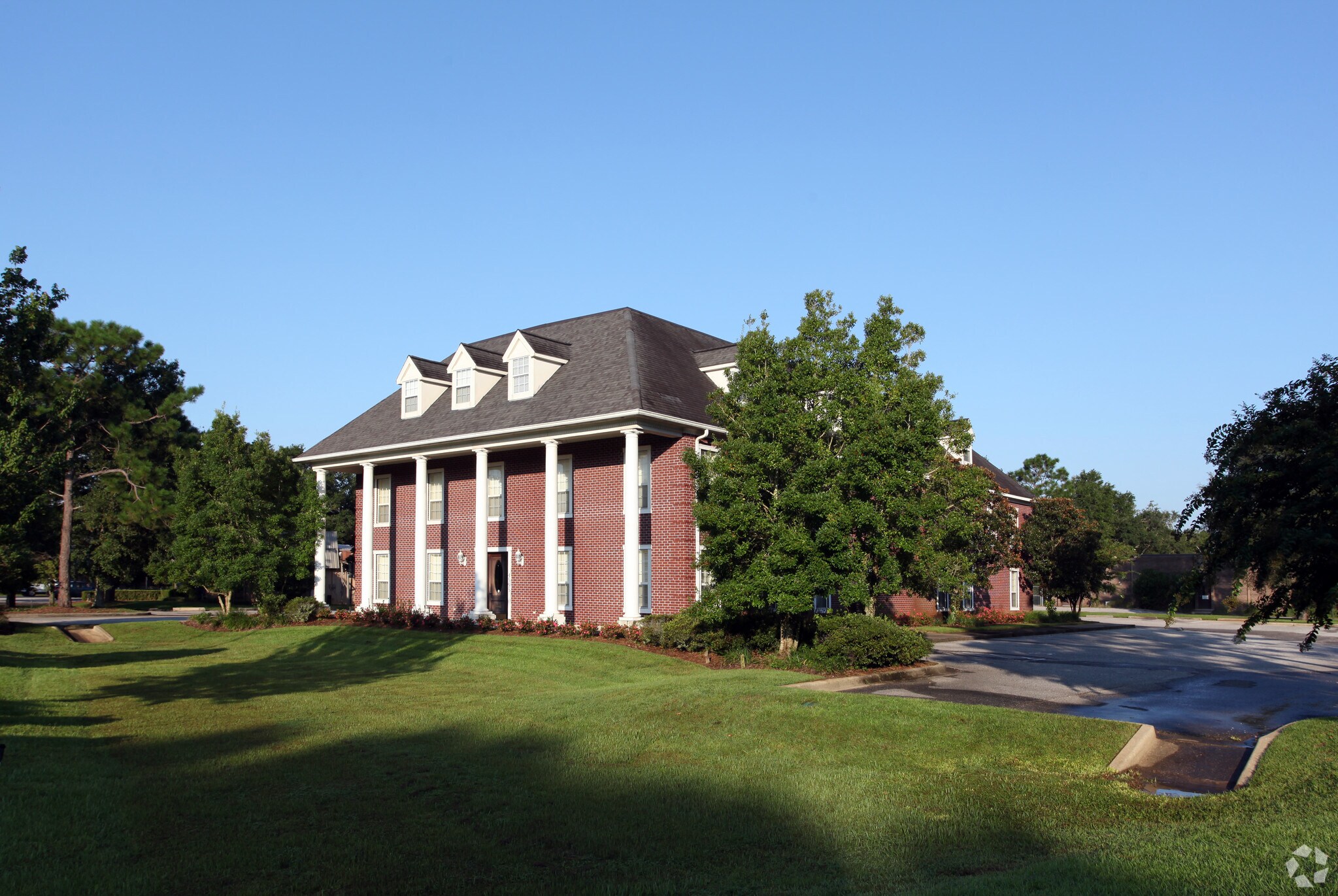 4595 Spanish Trl, Pensacola, FL for lease Building Photo- Image 1 of 32