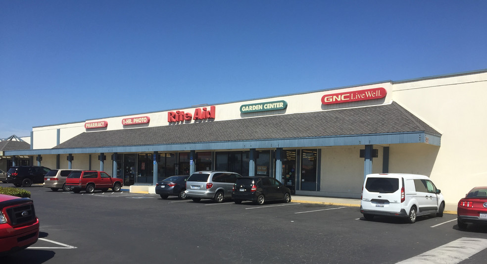 900 N Main St, Manteca, CA for sale - Building Photo - Image 1 of 1