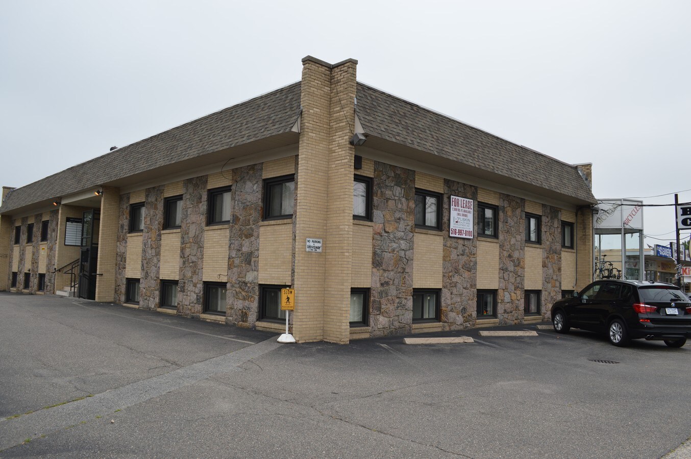 164 Commack Rd, Commack, NY 11725