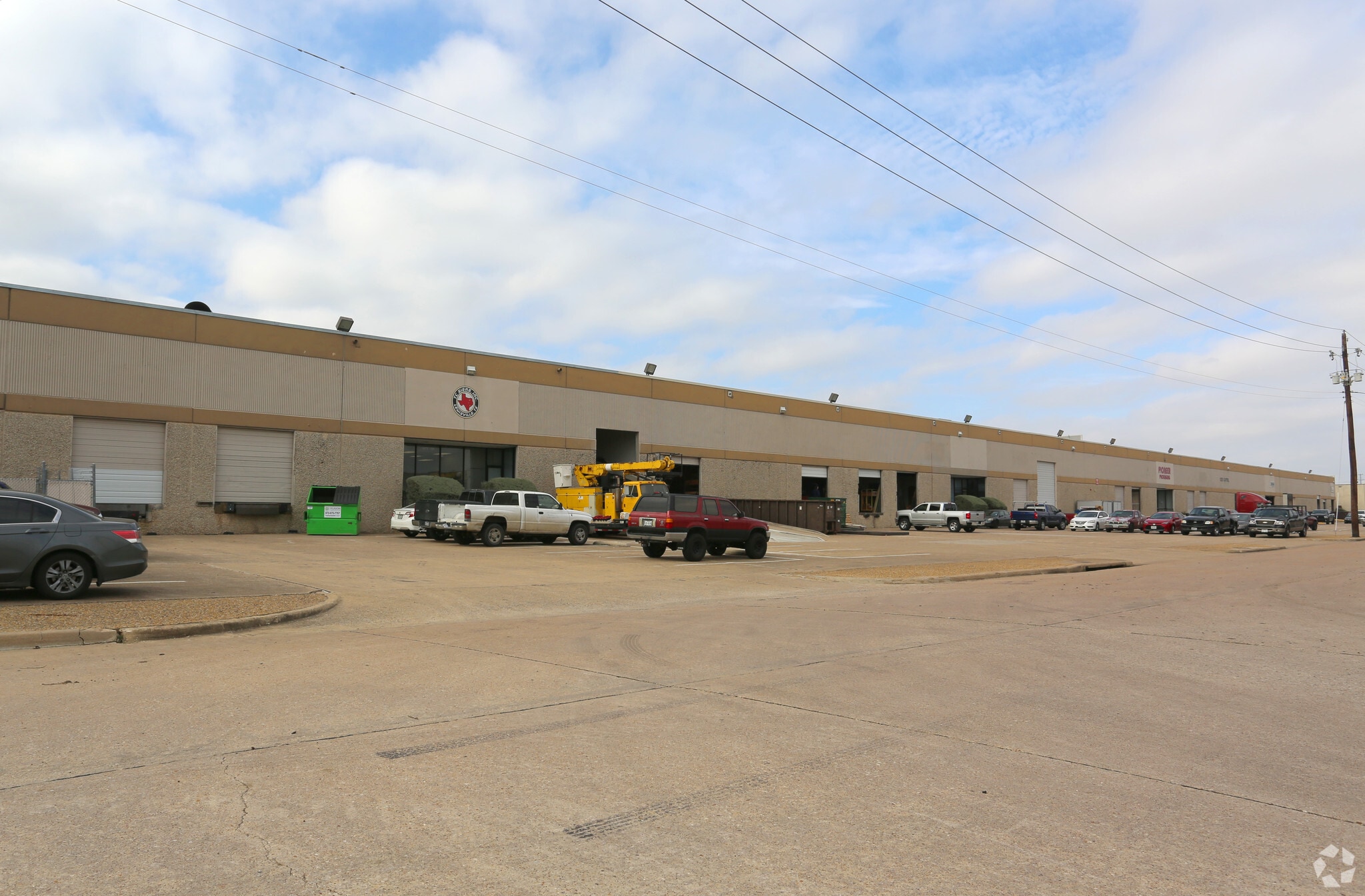 1225 Capital Dr, Carrollton, TX for lease Building Photo- Image 1 of 4