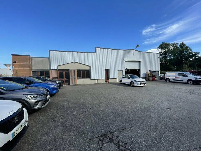 Industrial in Nantes for lease - Building Photo - Image 2 of 6