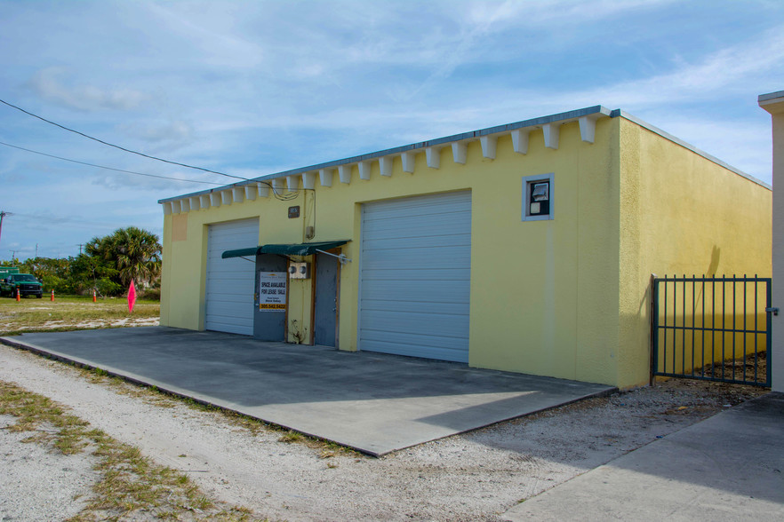 1107 1st Ave S, Lake Worth, FL for lease - Building Photo - Image 2 of 11