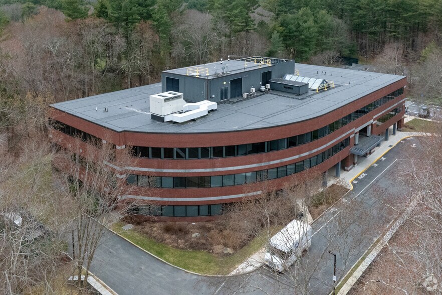 181-195 West St, Waltham, MA for lease - Building Photo - Image 1 of 6