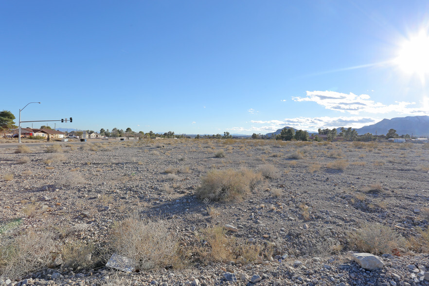 SW Cnr Fort Apache Rd & W Tropical Pky, Las Vegas, NV for sale - Primary Photo - Image 1 of 1