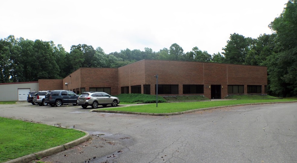 133 Roxbury Industrial Ctr, Charles City, VA for sale - Primary Photo - Image 1 of 1