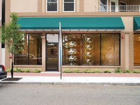 RETAIL SPACE 683 MAIN STREET FOR LEASE - Retail Space