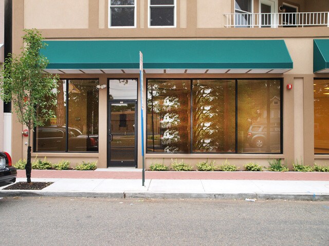 683 Main St, Hackensack, NJ for lease Building Photo- Image 1 of 6