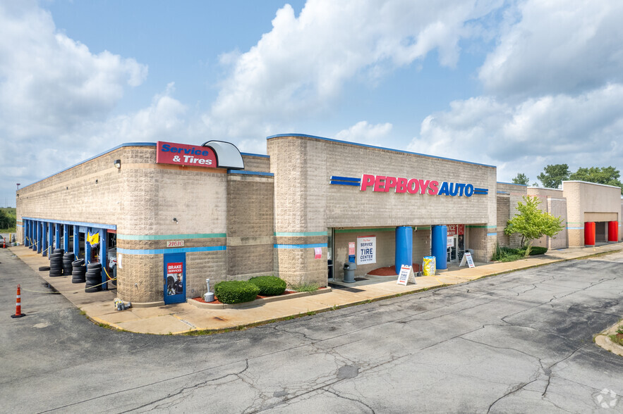 21610 S Cicero Ave, Matteson, IL for lease - Building Photo - Image 1 of 4