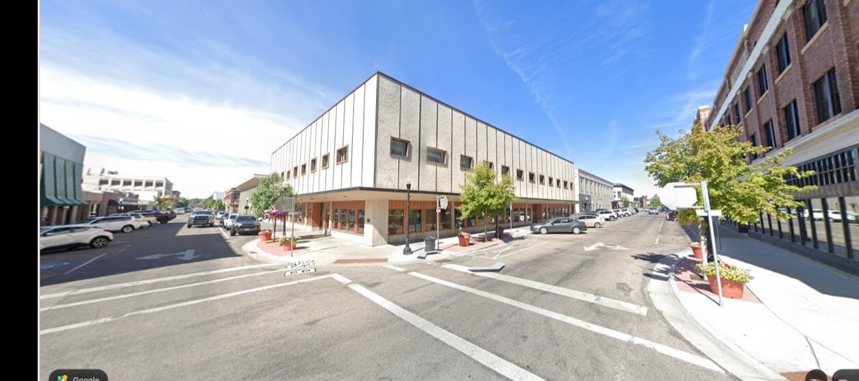 477 Shoup Ave, Idaho Falls, ID for lease Interior Photo- Image 1 of 13