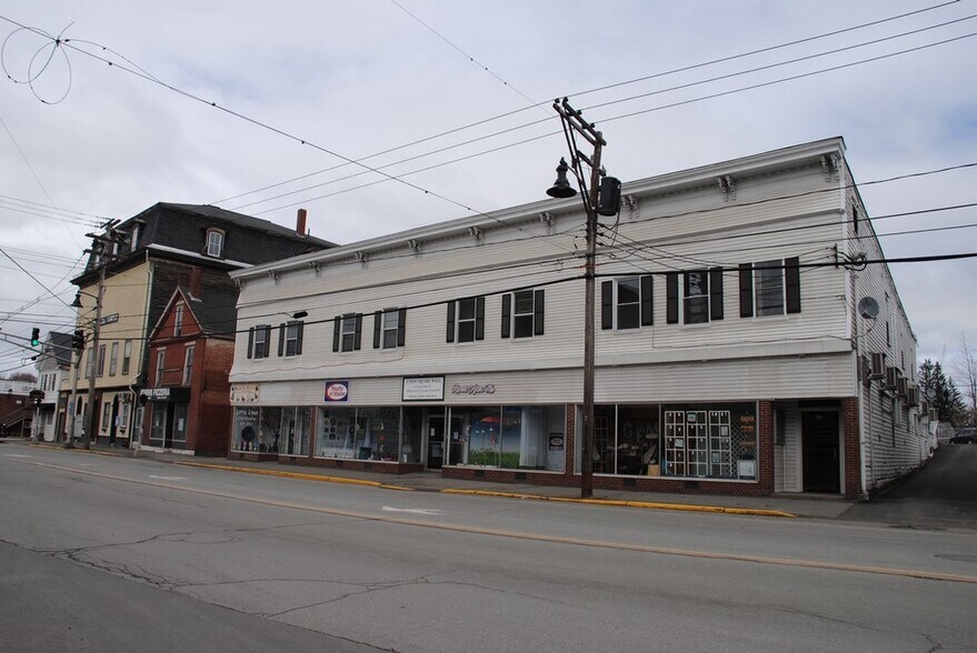 64 E Main St, Dover-Foxcroft, ME for sale - Building Photo - Image 1 of 1