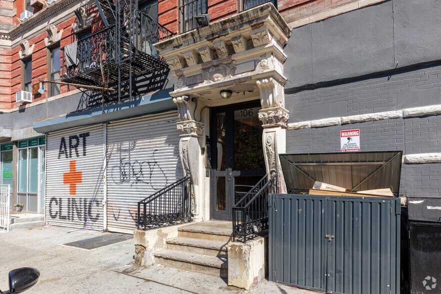 198 Rivington St, New York, NY for lease - Building Photo - Image 3 of 5