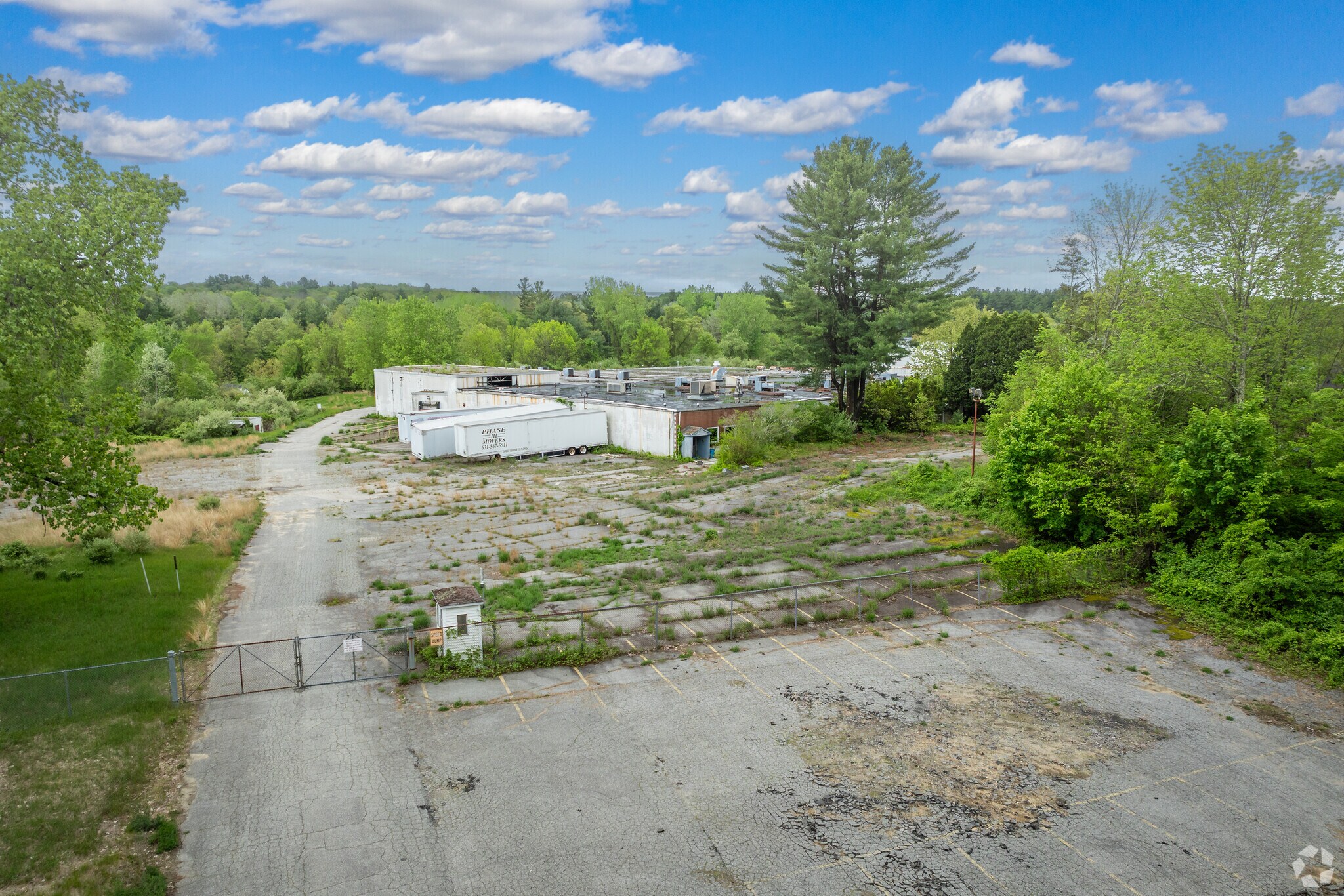 153 Searles Rd, Pomfret Center, CT for lease Primary Photo- Image 1 of 6