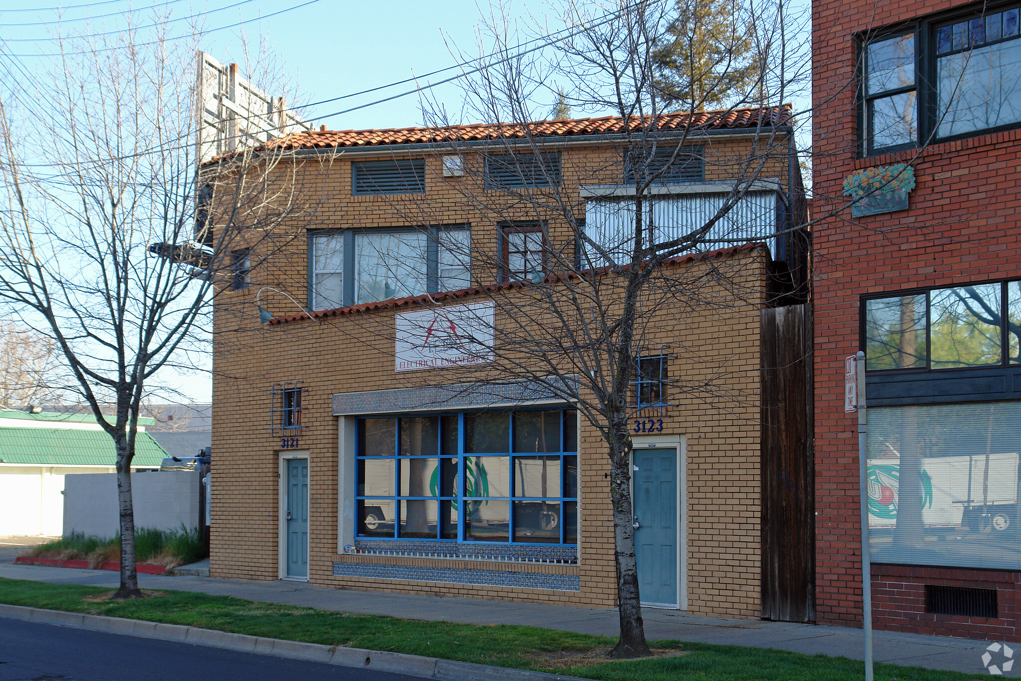 3121 Broadway, Sacramento, CA for lease Primary Photo- Image 1 of 4