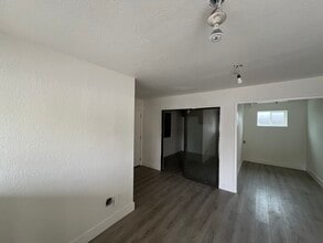 1110 Gum Ave, Woodland, CA for lease Interior Photo- Image 2 of 13