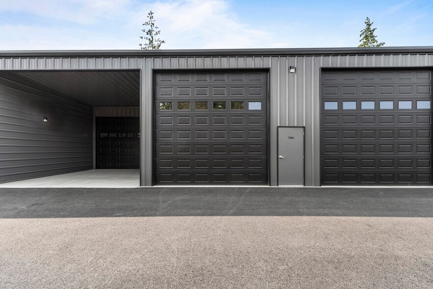 4002 Boyer rd, Sandpoint, ID for sale - Building Photo - Image 2 of 33