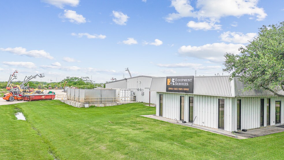 603 County Road 227A, Freeport, TX for sale - Primary Photo - Image 1 of 1