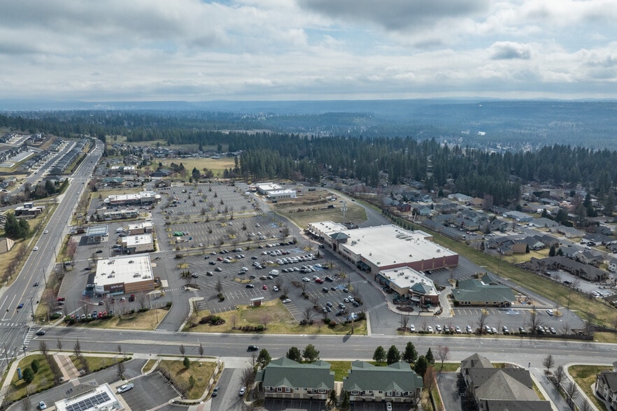 8801 N Indian Trail Rd, Spokane, WA for lease - Building Photo - Image 1 of 17