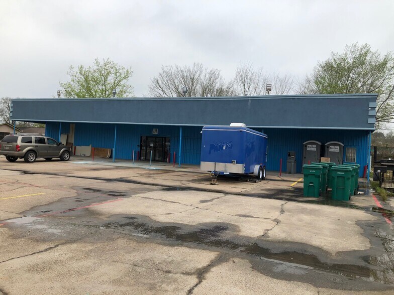 239 S Main St, Conroe, TX for sale - Building Photo - Image 1 of 1