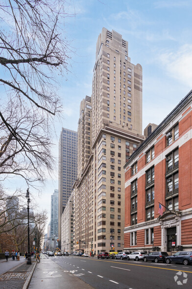 25 Central Park W, New York, NY for lease - Primary Photo - Image 1 of 14