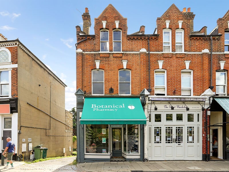 24 Crown Rd, Twickenham for sale Building Photo- Image 1 of 1