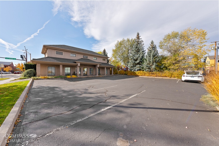 125 NW Wall St, Bend, OR for lease - Building Photo - Image 3 of 20