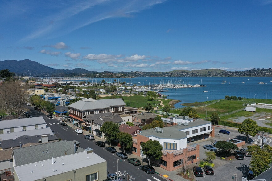 302 Caledonia St, Sausalito, CA for sale - Building Photo - Image 3 of 10