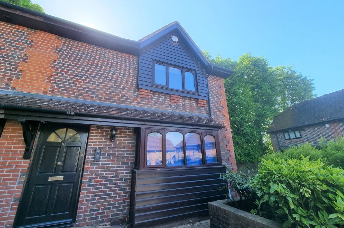 10 Kings Ct, Horsham for sale Building Photo- Image 1 of 1