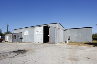 4710 IH-35 South Fwy, New Braunfels TX - Warehouse