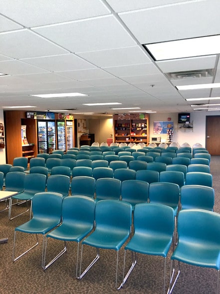 609 W Johnson Ave, Cheshire, CT for lease - Interior Photo - Image 3 of 52