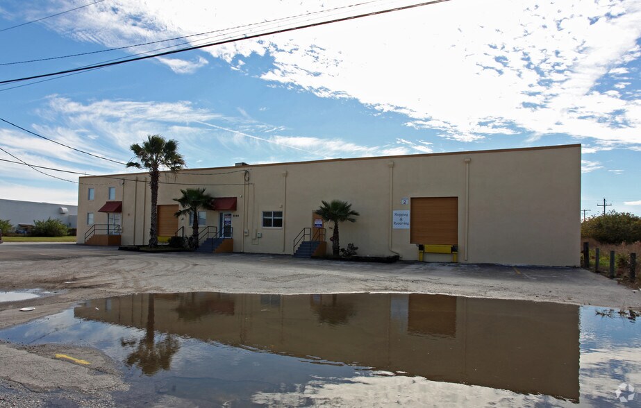 5142-5144 W Idlewild Ave, Tampa, FL for sale - Primary Photo - Image 1 of 1