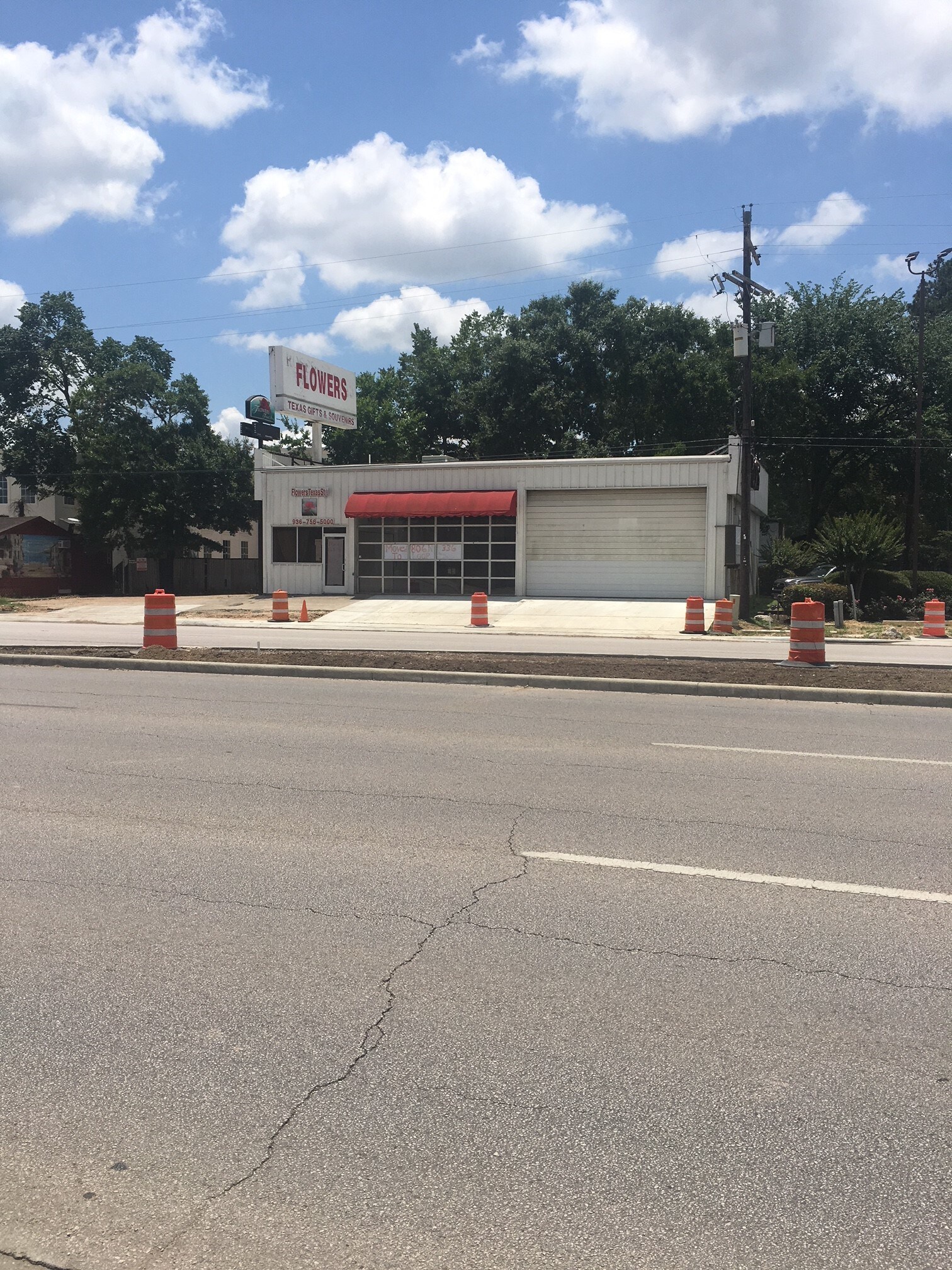 903 W Davis St, Conroe, TX for sale Other- Image 1 of 1