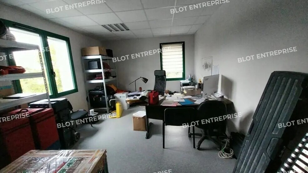 Office in Saint-Malo for lease - Interior Photo - Image 2 of 4