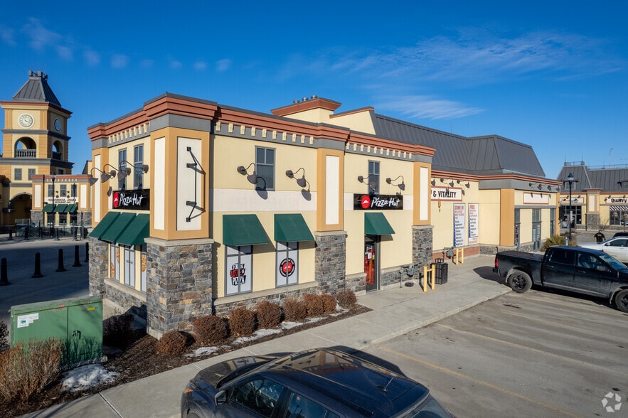 163 Quarry Park Blvd SE, Calgary, AB for lease - Primary Photo - Image 2 of 5