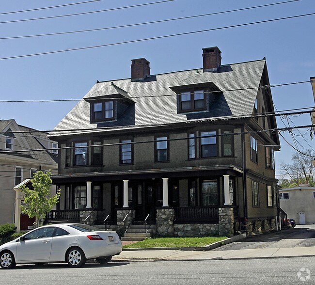 262-264 Broadway, Methuen, MA for sale - Primary Photo - Image 1 of 1