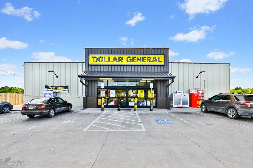 708 Cherry St, Baird, TX for sale - Primary Photo - Image 1 of 1