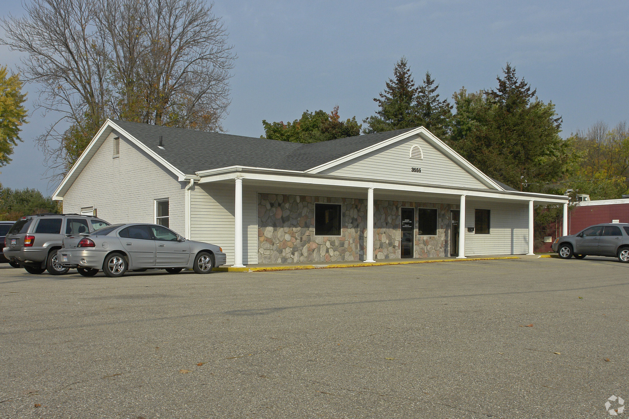 3555 Byron Center Ave SW, Wyoming, MI for sale Primary Photo- Image 1 of 4