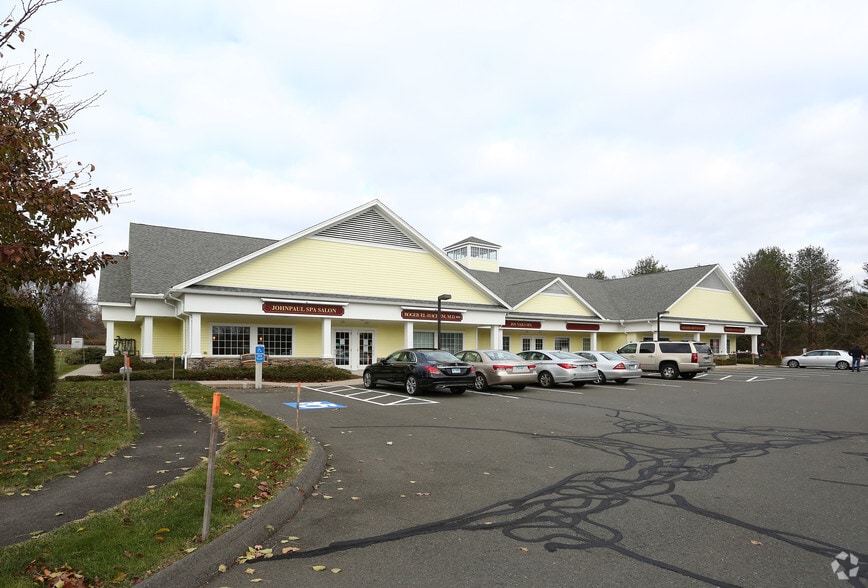 2 Spring Ln, Farmington, CT for sale - Primary Photo - Image 1 of 1