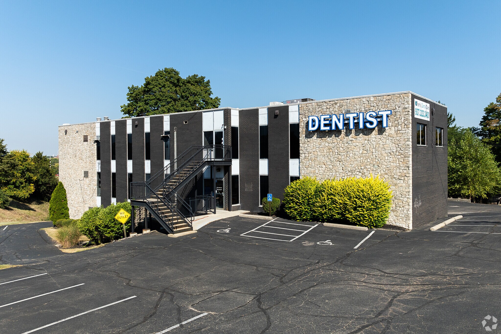 1240 E Main St, Springfield, OH for lease Primary Photo- Image 1 of 21