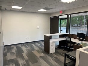 8601 Dunwoody Pl, Sandy Springs, GA for lease Building Photo- Image 1 of 25