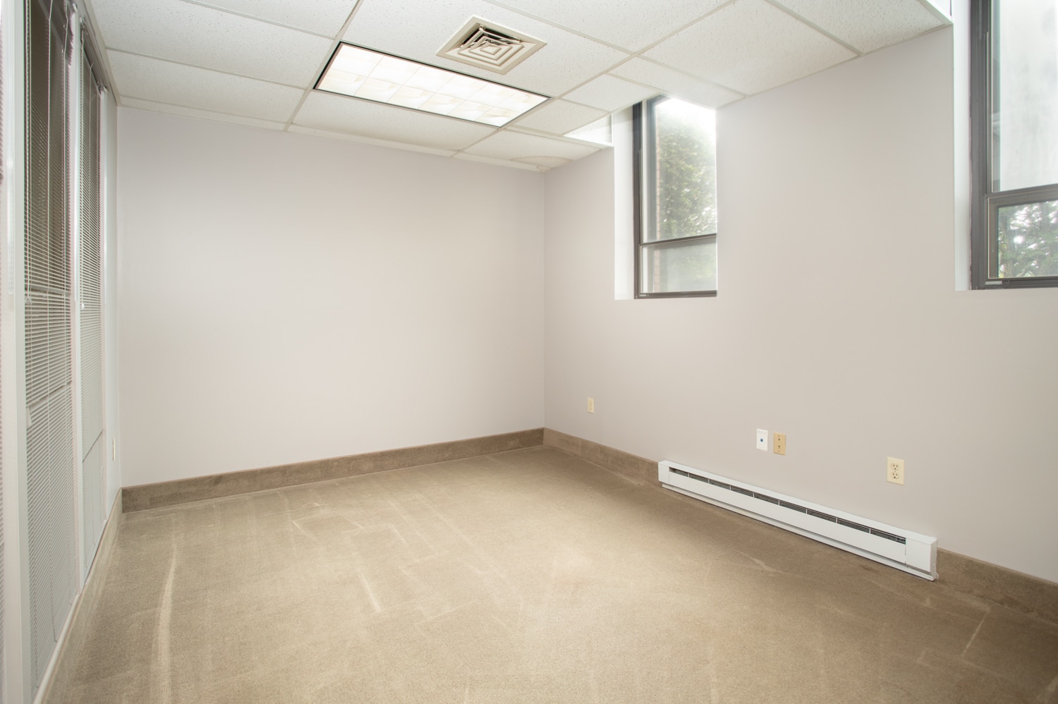 1150 New London Ave, Cranston, RI for lease Interior Photo- Image 1 of 6