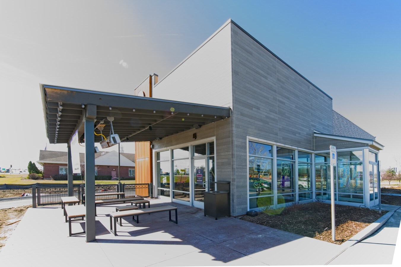 1750 Summit Ave, Oconomowoc, WI 53066