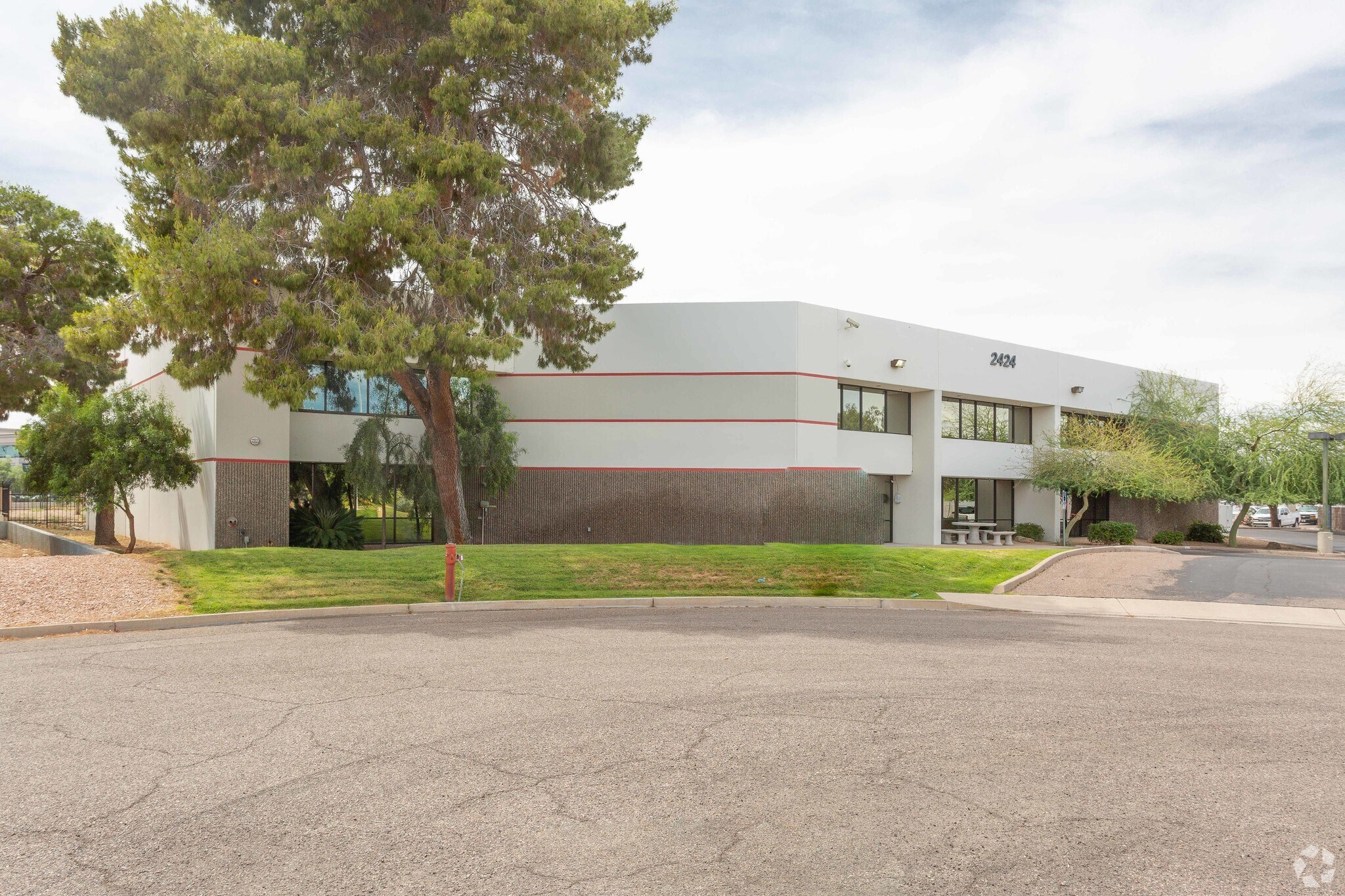 2424 W Desert Cove Ave, Phoenix, AZ for sale Building Photo- Image 1 of 1