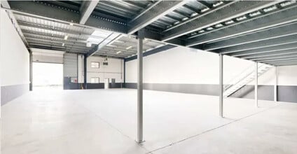 Flex in Bezons for lease Interior Photo- Image 2 of 4