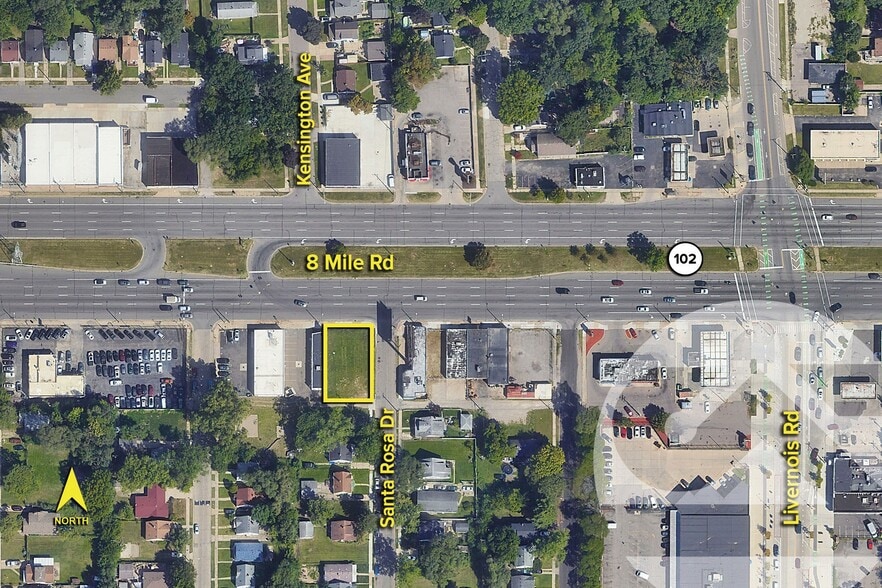 7101-7109 W 8 Mile Rd, Detroit, MI for sale - Primary Photo - Image 1 of 1