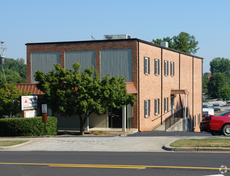 700 Dalrymple Rd NE, Sandy Springs, GA for lease - Building Photo - Image 1 of 11