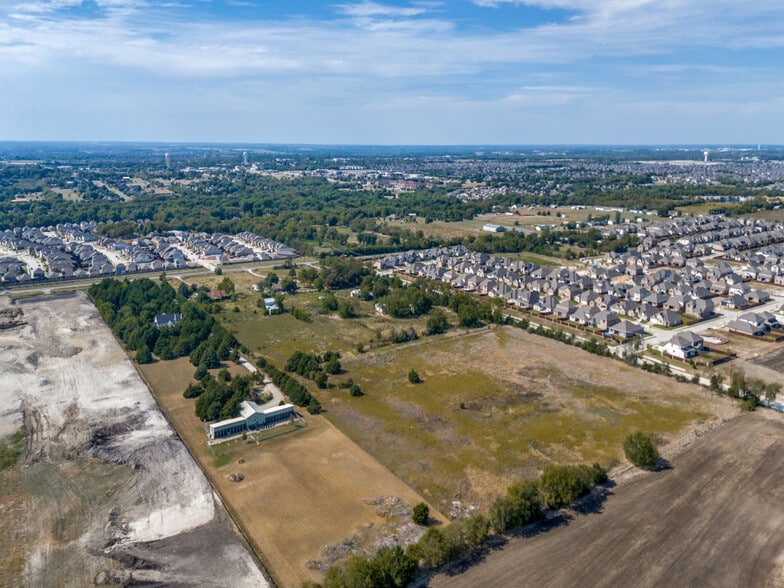 1922 Milrany Ln, Melissa, TX for sale - Building Photo - Image 3 of 5