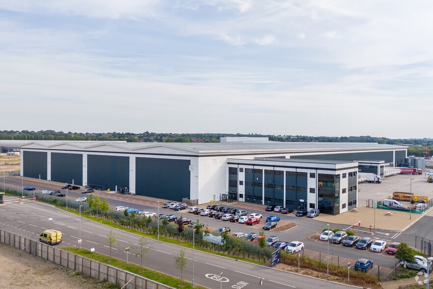 8 Fernhook Av, Derby for sale - Primary Photo - Image 1 of 1