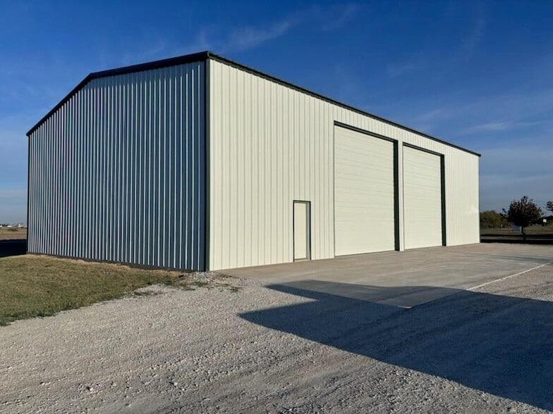 193 FM 308, Mount Calm, TX for sale - Building Photo - Image 3 of 4