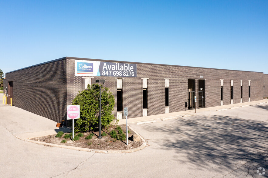 1026-1100 National Pky, Schaumburg, IL for lease - Building Photo - Image 1 of 13